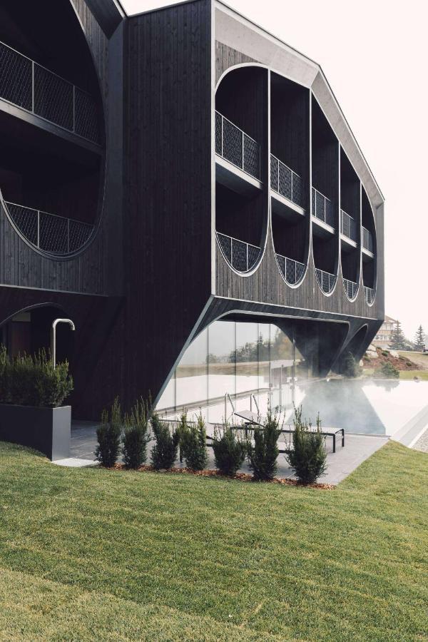 Hotel Milla Montis Maranza Exterior foto